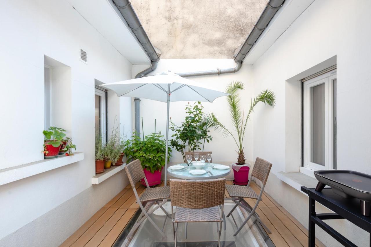 Gite Loft Cornelius Lons-le-Saunier Exterior photo